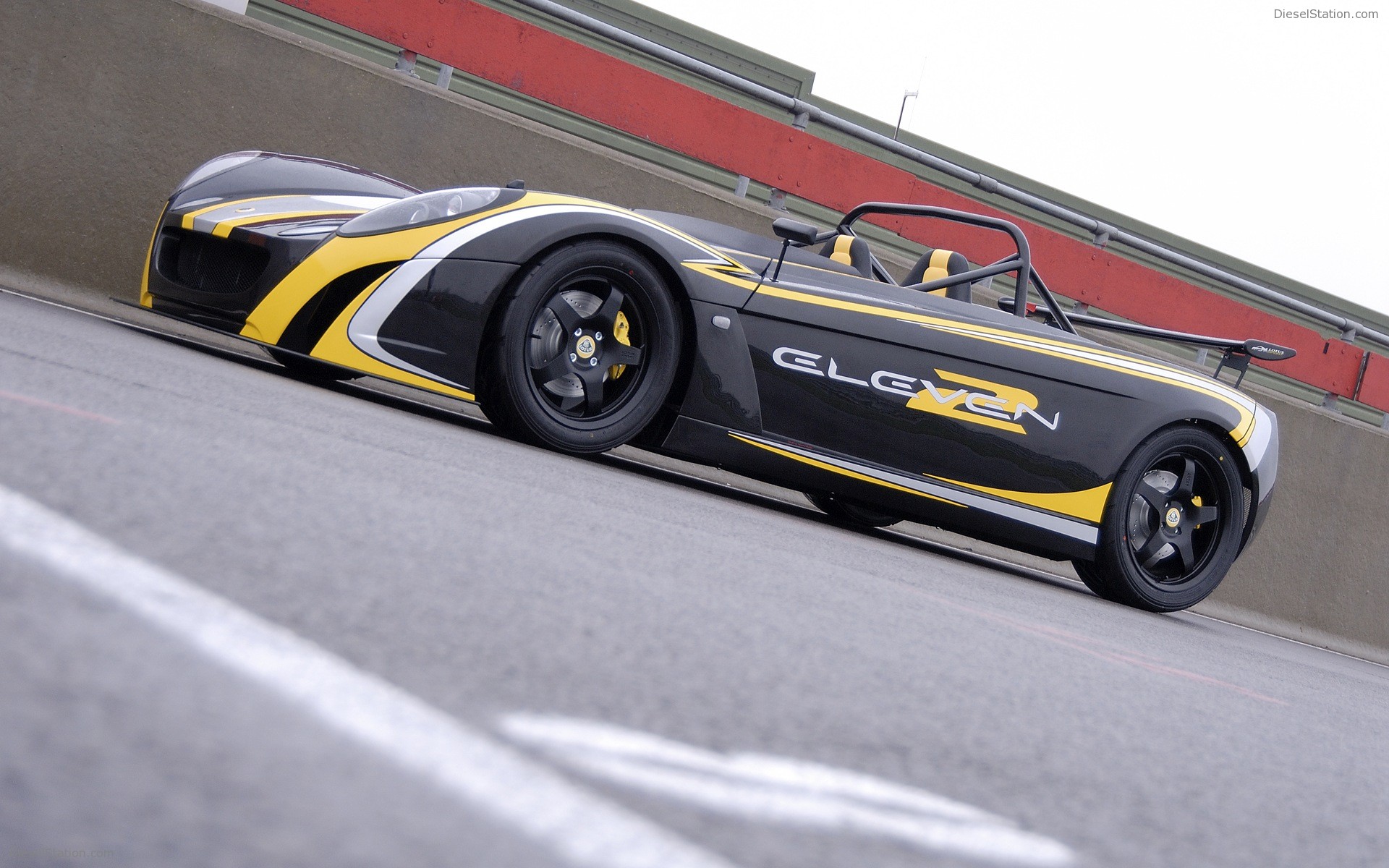 Lotus 2 Eleven